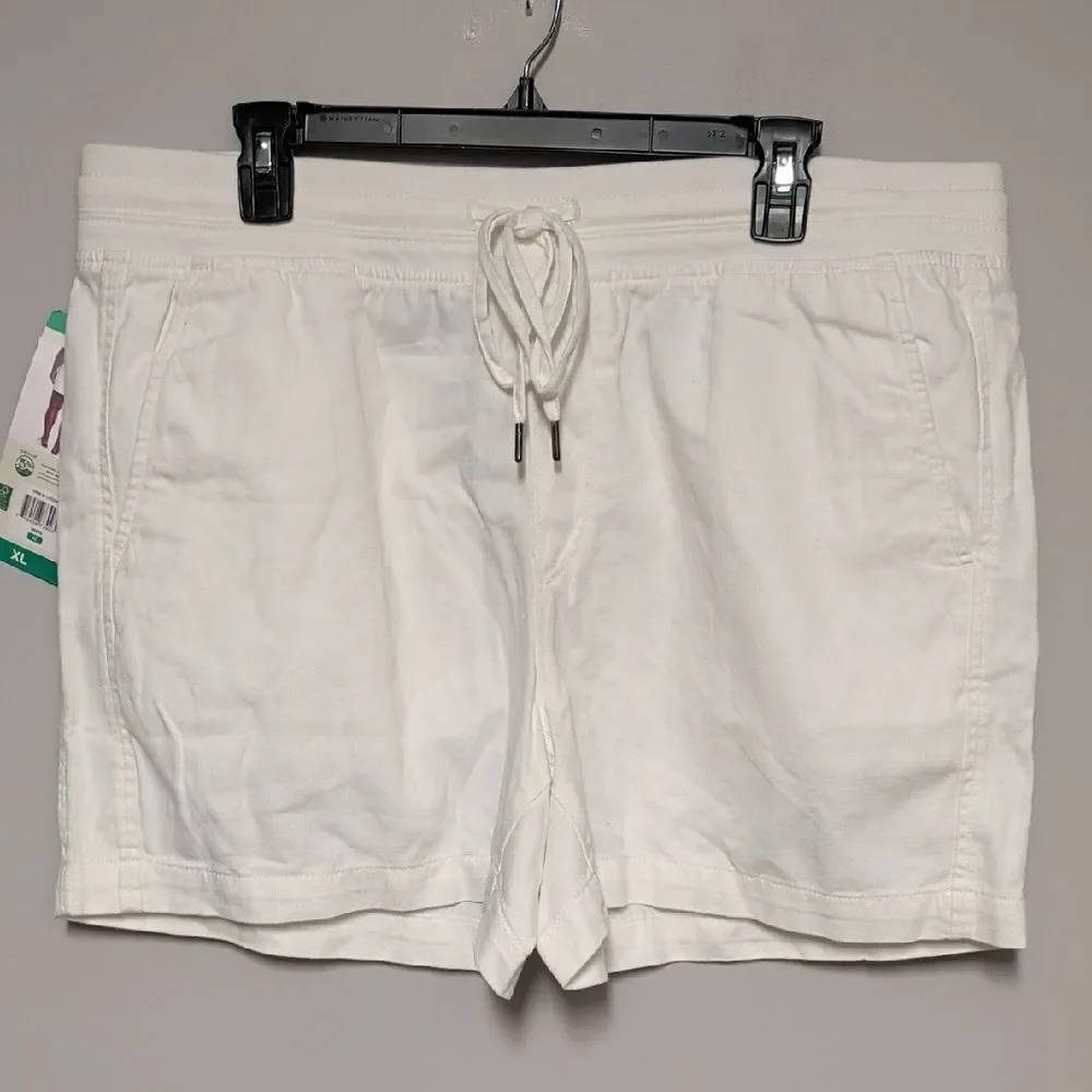 Orvis Off-White Casual Shorts